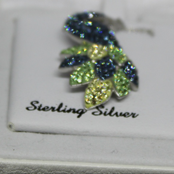 Sterling Silver Necklace/Swarovski Crystal Pendant
